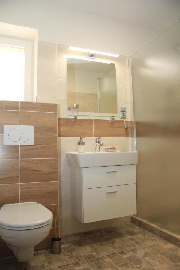 Apartmany Hujer 2 بايموتْسْ المظهر الخارجي الصورة