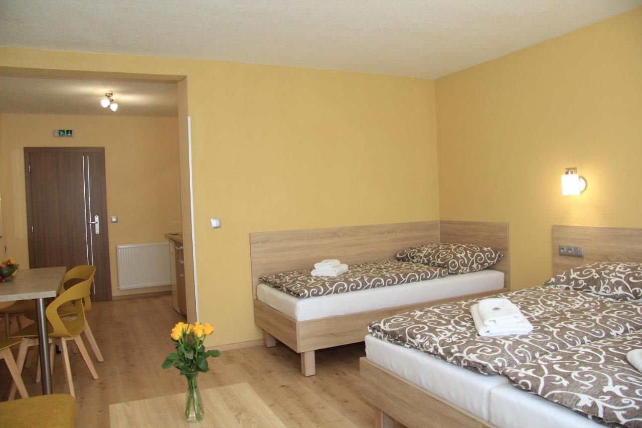 Apartmany Hujer 2 بايموتْسْ المظهر الخارجي الصورة